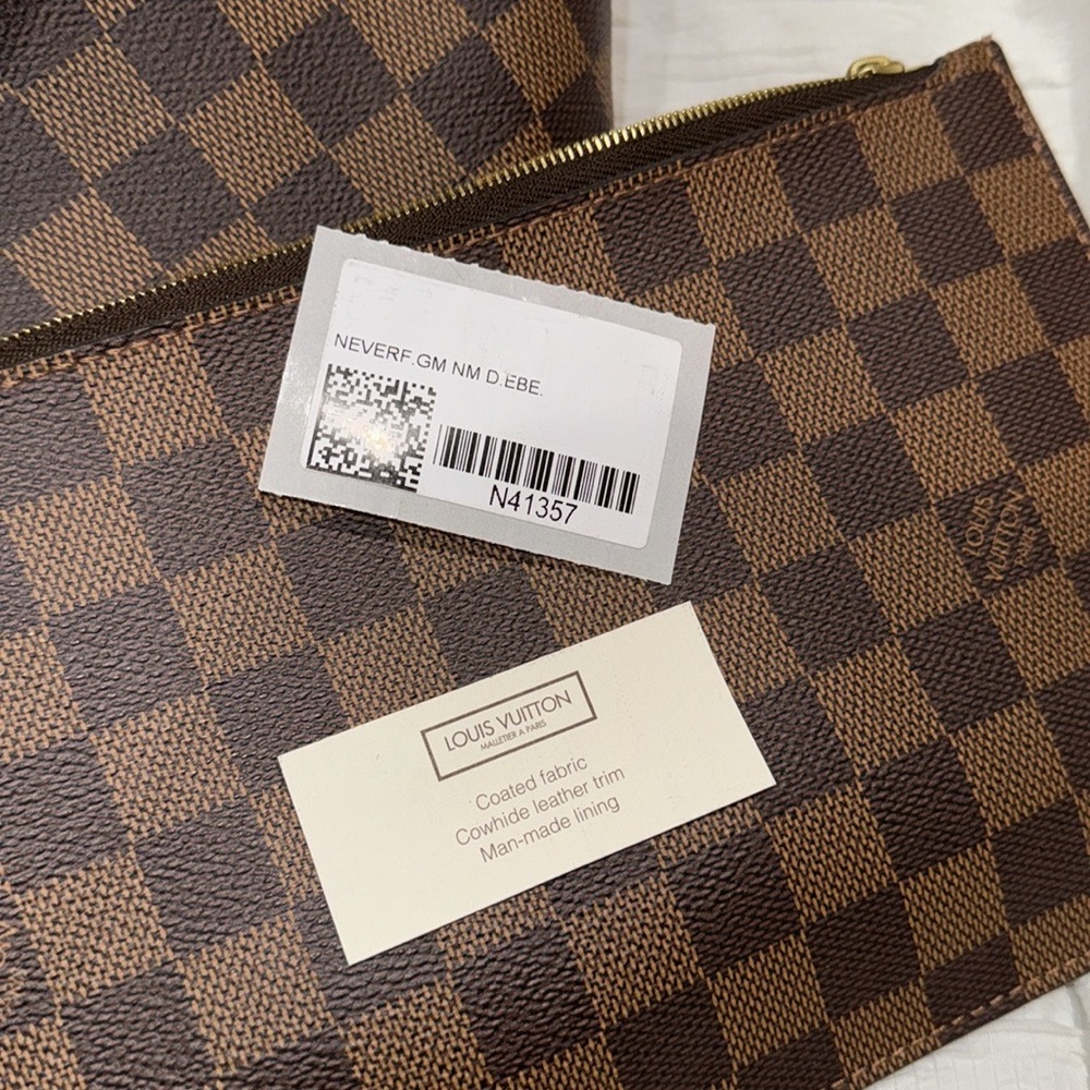 Louis Vuitton Neverfull GM Damier with Red Interior - Picture 11 of 13